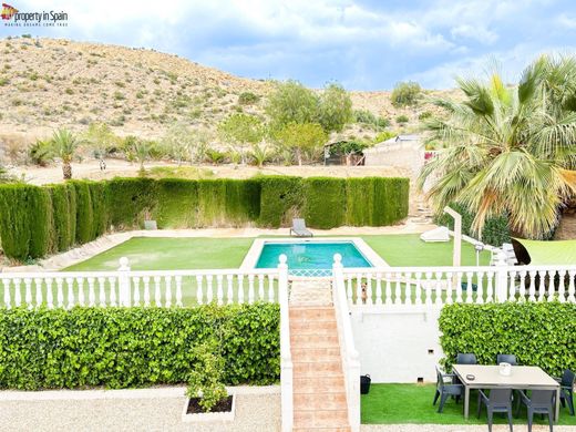 Vrijstaand huis in Mutxamel, Provincia de Alicante