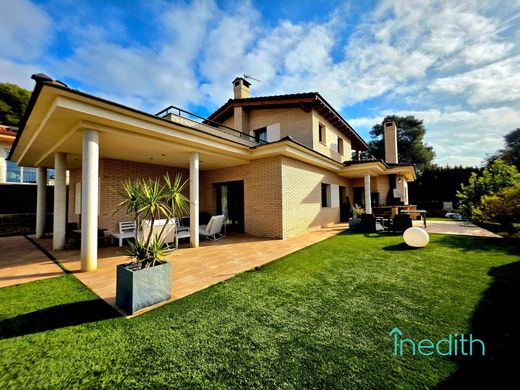 Villa in Canyelles, Provinz Barcelona