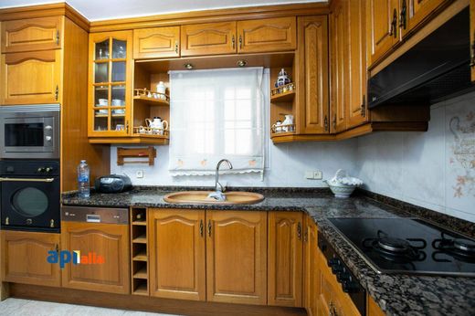 Piso / Apartamento en Esplugues de Llobregat, Provincia de Barcelona