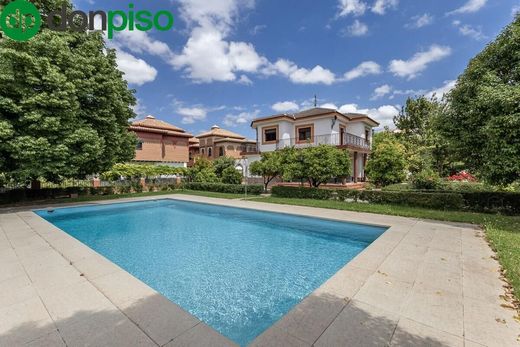 Detached House in Huétor Vega, Granada
