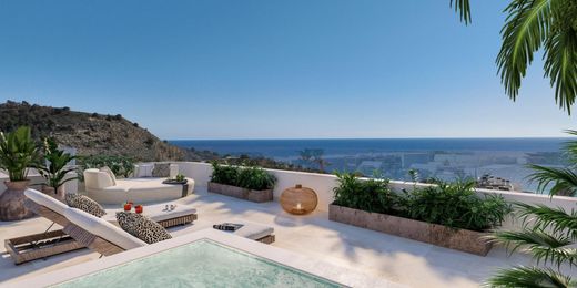 Penthouse in Villajoyosa, Alicante