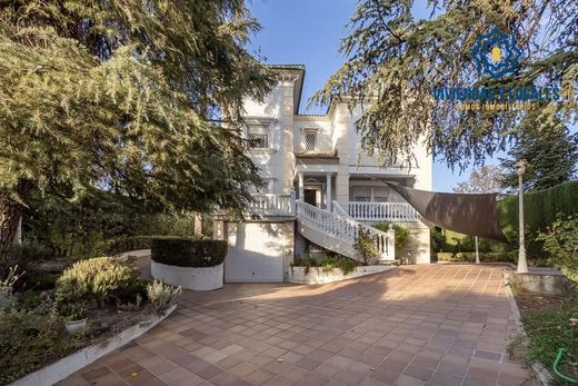 Luxury home in Peligros, Granada