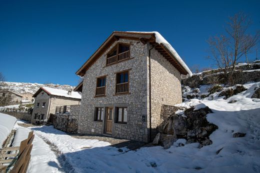 Las Arenas de Cabrales, アストゥリアスの高級住宅