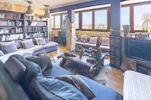 Apartment / Etagenwohnung in Valencia, Provinz Valencia