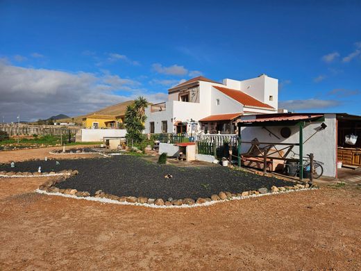 Detached House in Puerto del Rosario, Province of Las Palmas
