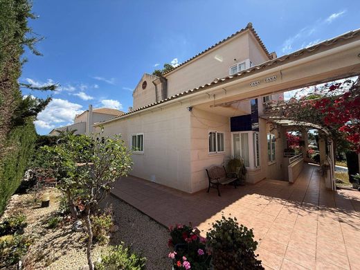 Luxury home in la Nucia, Alicante