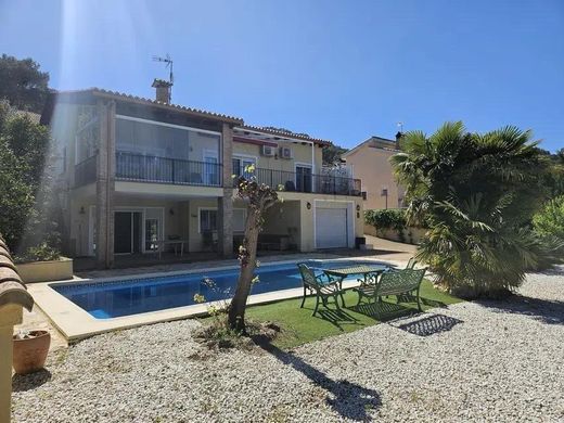 Einfamilienhaus in Alzira, Valencia