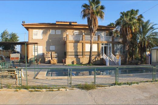 Einfamilienhaus in Villajoyosa, Alicante