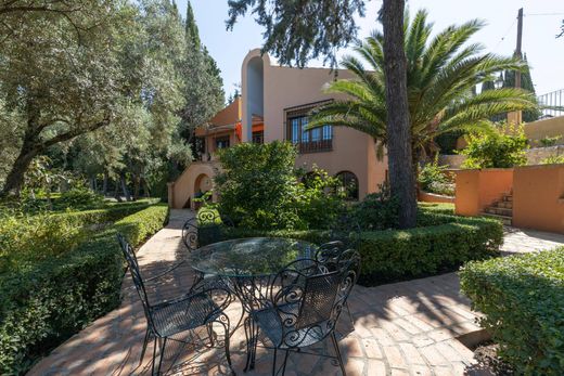 Detached House in Huétor Vega, Granada