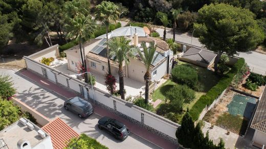 Villa in Dehesa de Campoamor, Alicante