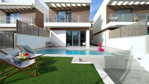 Villa in Playas de Orihuela, Alicante