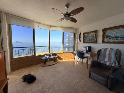 Apartment / Etagenwohnung in Benidorm, Alicante