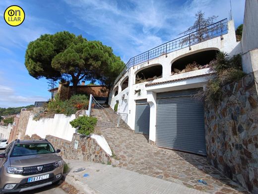 Luxury home in Sant Fost de Campsentelles, Province of Barcelona