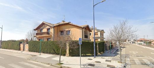 Luksusowy dom w Villaquilambre, Provincia de León