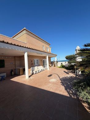 Mehrfamilienhaus in Puçol, Valencia