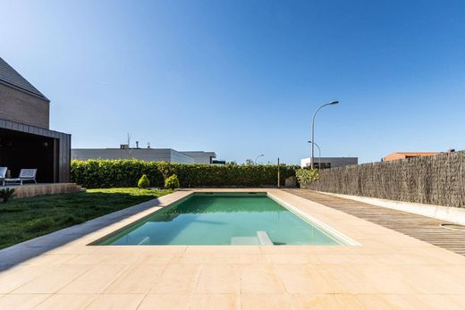 Villa in Matadepera, Province of Barcelona