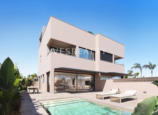 منزل ﻓﻲ Pilar de la Horadada, Provincia de Alicante