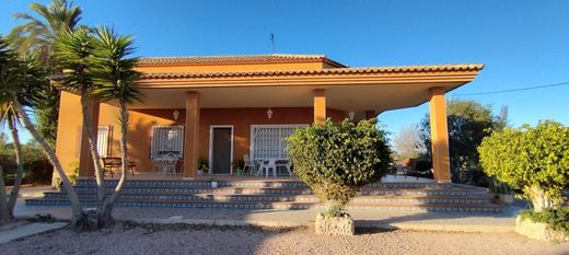 Detached House in La Hoya, Alicante