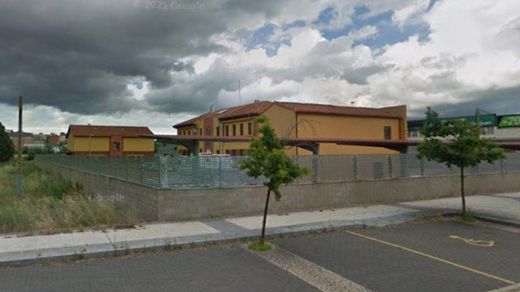 Land in León, Leon