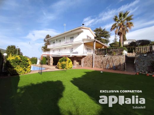 Einfamilienhaus in Castellar del Vallès, Provinz Barcelona