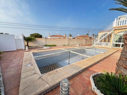 Dom jednorodzinny w Torrevieja, Provincia de Alicante