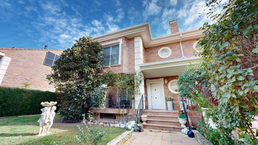 Mehrfamilienhaus in Cuarte de Huerva, Saragossa