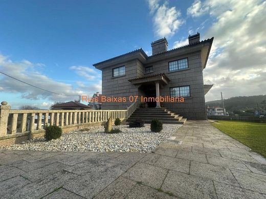 Luxury home in Mos, Lugo