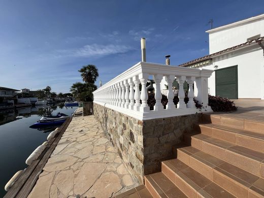 Luxury home in Empuriabrava, Province of Girona