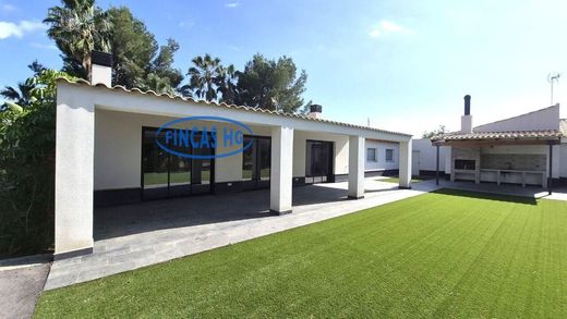 Villa in Mutxamel, Alicante