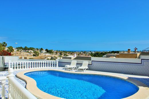 Villa in Playas de Orihuela, Alicante
