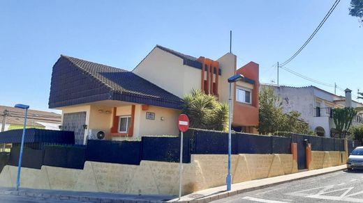 Vrijstaand huis in Polop, Provincia de Alicante