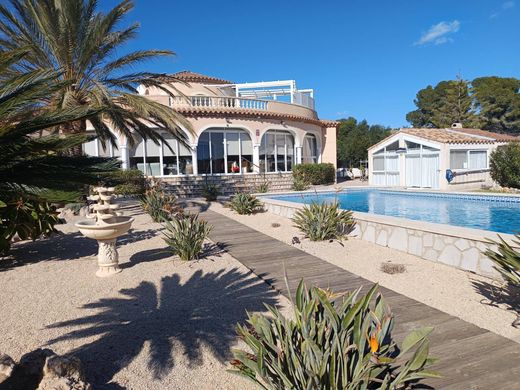 Vrijstaand huis in l'Ametlla de Mar, Província de Tarragona