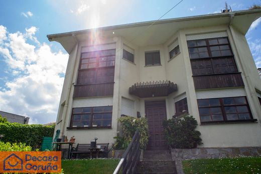 Detached House in Oleiros, Provincia da Coruña