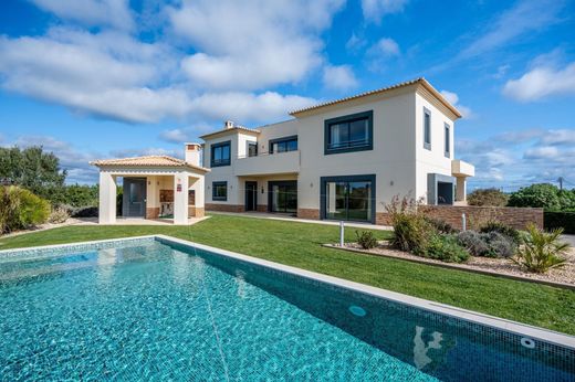 Detached House in Lagos e Relva, Faro