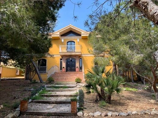 Villa in Guardamar del Segura, Alicante
