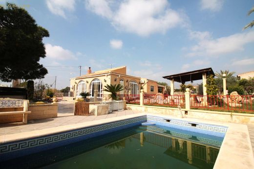 Villa in Crevillent, Alicante