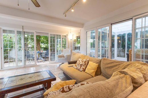 Einfamilienhaus in El Campello, Alicante