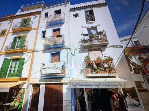 Wohnkomplexe in Ibiza, Balearen Inseln