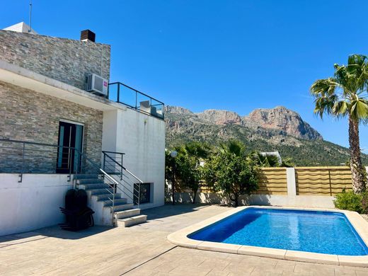 Casa en Polop, Provincia de Alicante