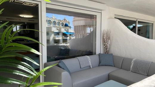 Apartment / Etagenwohnung in Benalmádena, Málaga