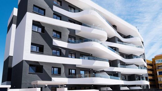 Piso / Apartamento en Torrevieja, Provincia de Alicante