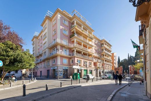 Apartment / Etagenwohnung in Granada, Andalusien
