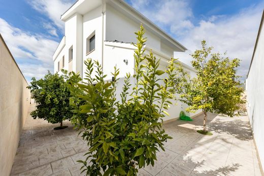 Villa in Peligros, Granada