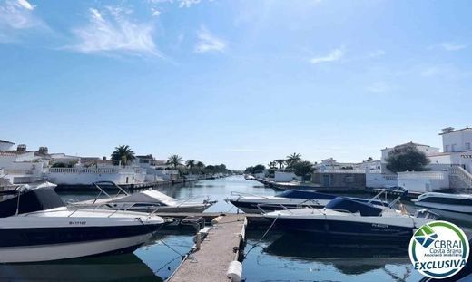 Empuriabrava, Província de Gironaの高級住宅