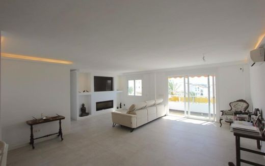Penthouse in San Pedro de Alcántara, Provincia de Málaga