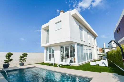 Einfamilienhaus in Santa Pola, Alicante