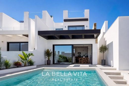 Villa in Torrevieja, Alicante