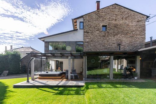 Vrijstaand huis in Lugo, Provincia de Lugo