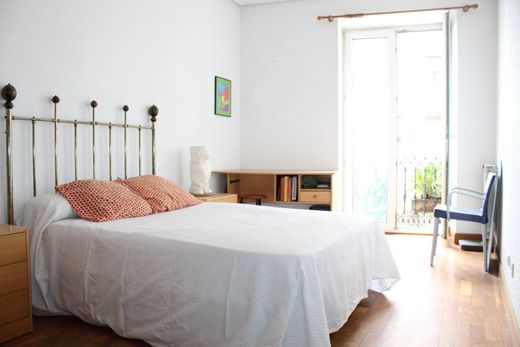 Apartment / Etagenwohnung in Donostia-San Sebastián, Guipuzcoa