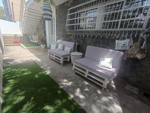 サンタ・クルス・デ・テネリフェ, カナリア諸島の高級住宅